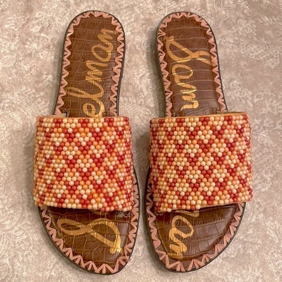 Brand New Sam Edelman Gunner Beaded Slide Sandals in Peach Pearl Wide Strap - Picture 2 of 15